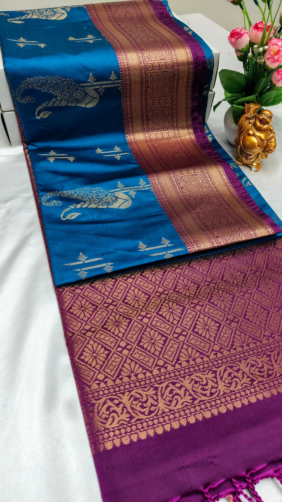 LUXURY BORDER SOFT SILK