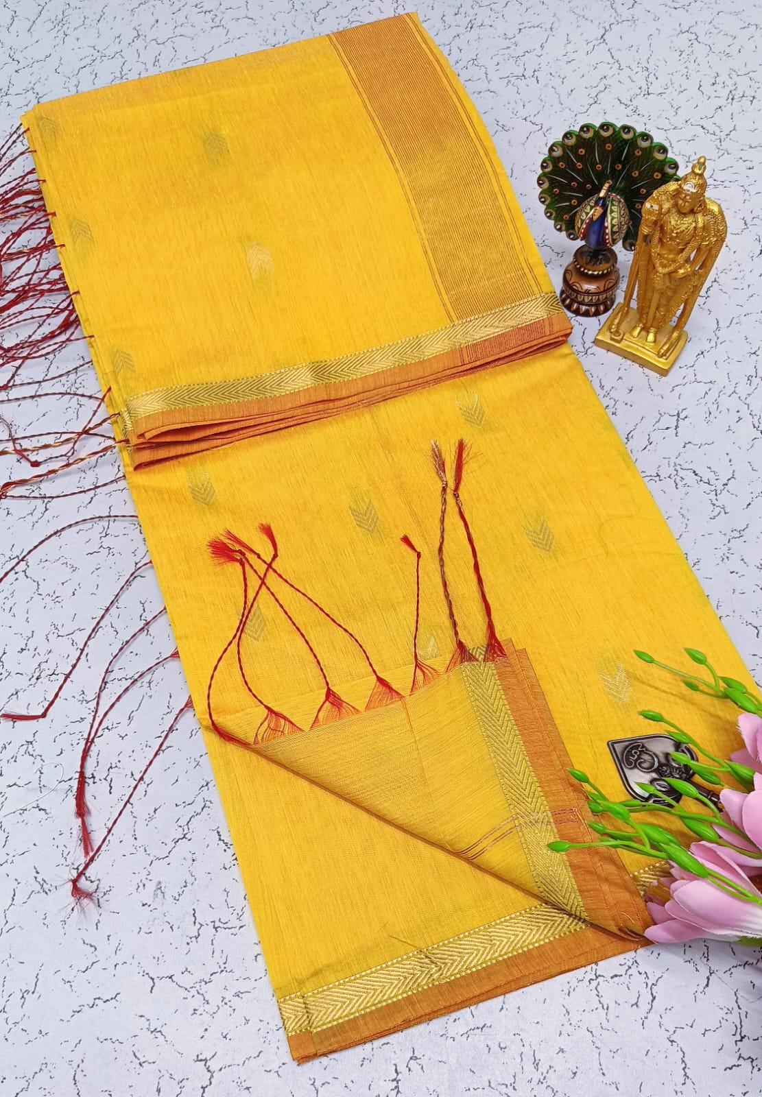 Maheshwari Silk Cotton Saree With Contrast Blouse