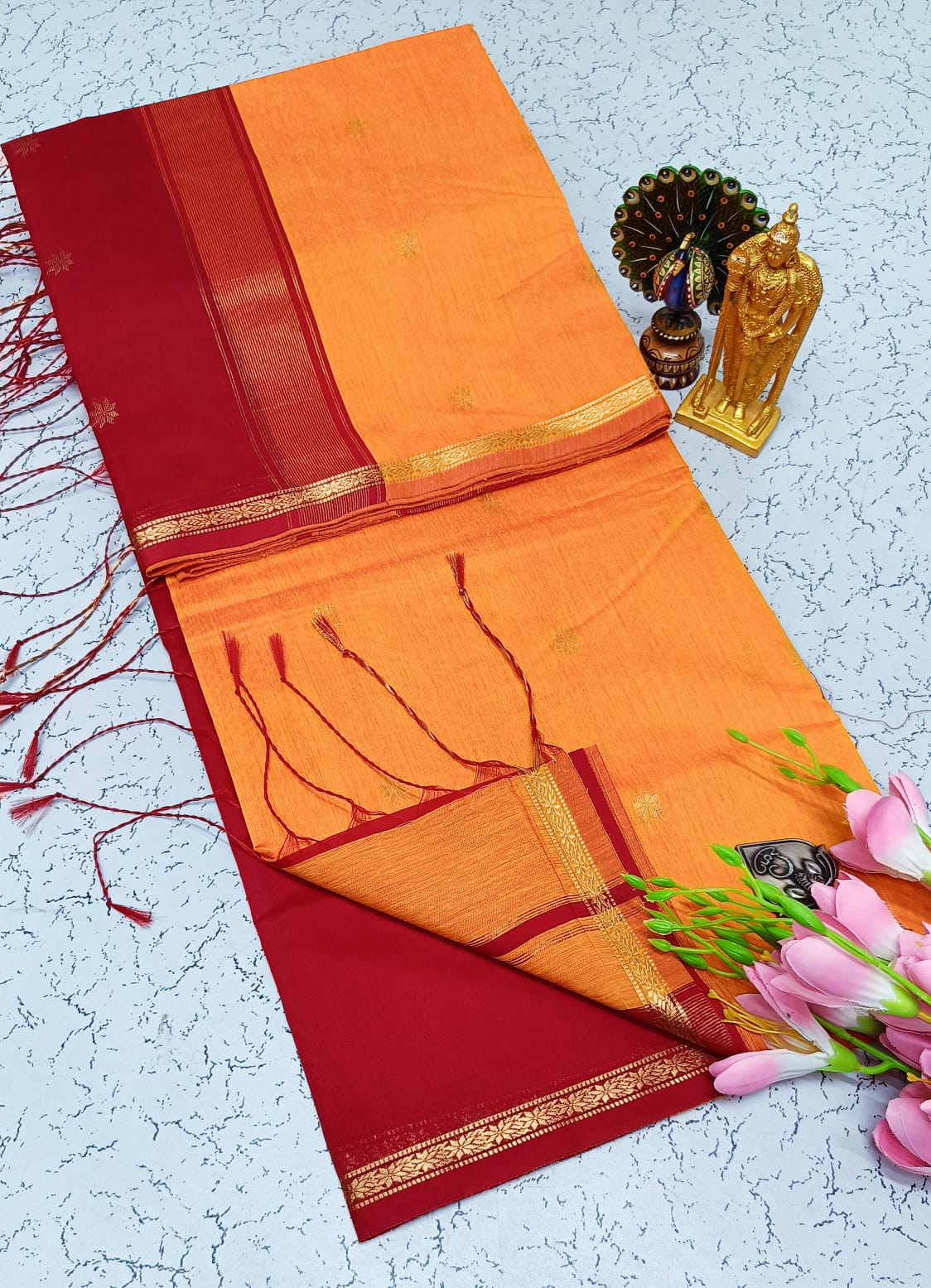 Maheshwari Silk Cotton Saree With Contrast Blouse