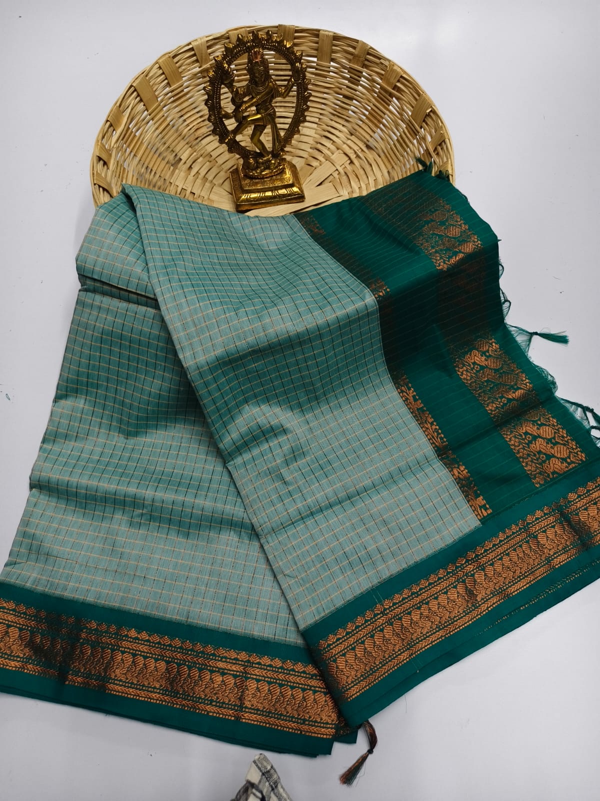 100% Pure Checked Kalyani Cotton Saree