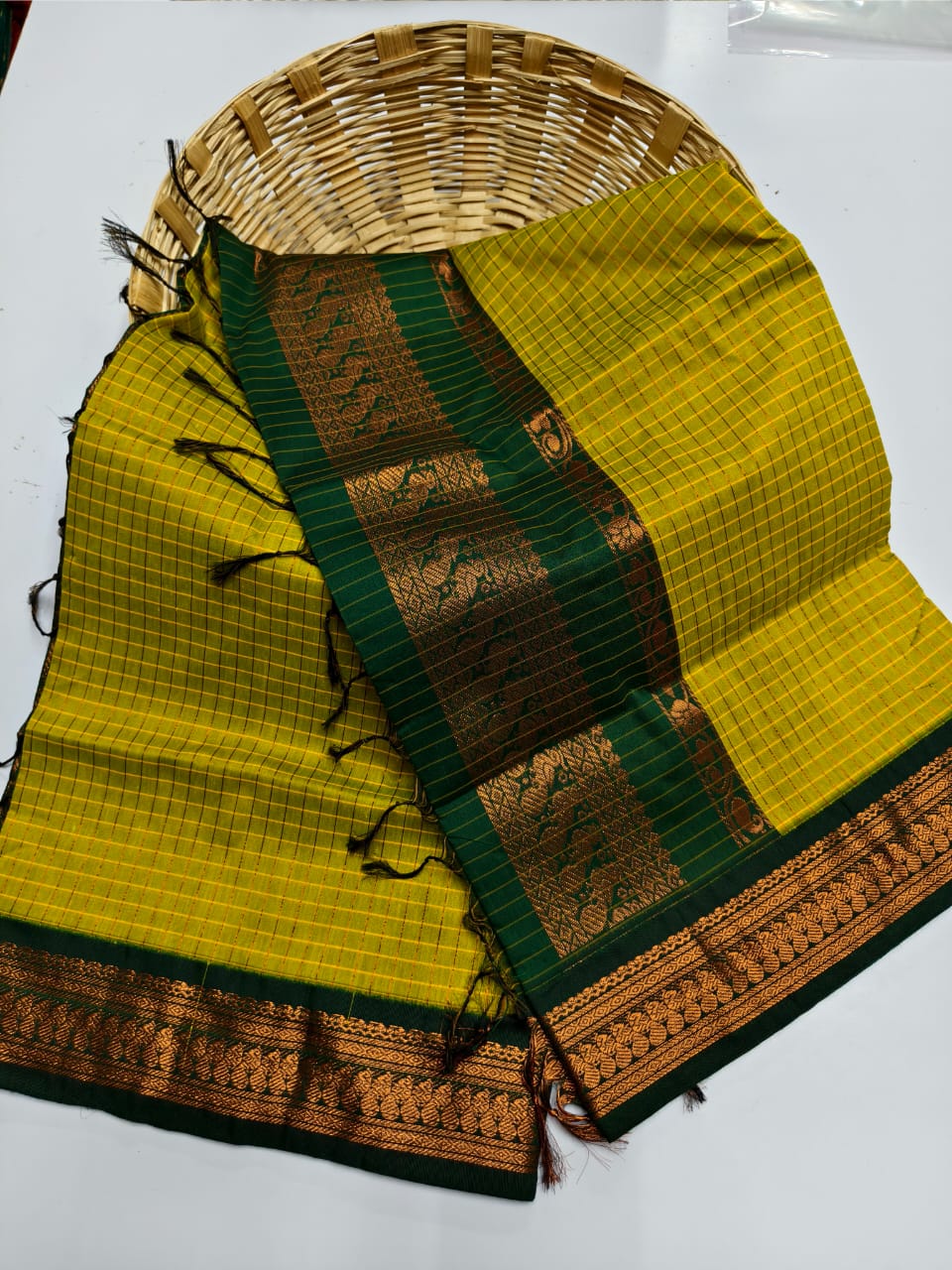 100% Pure Checked Kalyani Cotton Saree