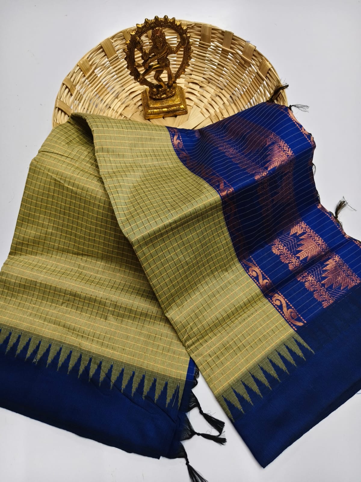 100% Pure Checked Kalyani Cotton Saree