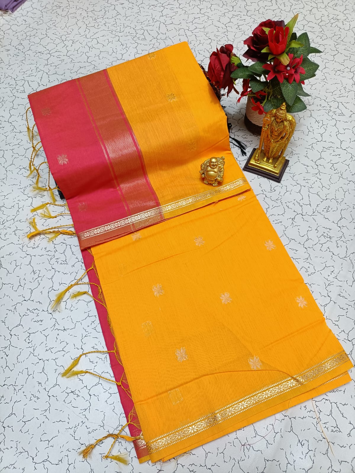 Maheshwari Silk Cotton Saree With Contrast Blouse