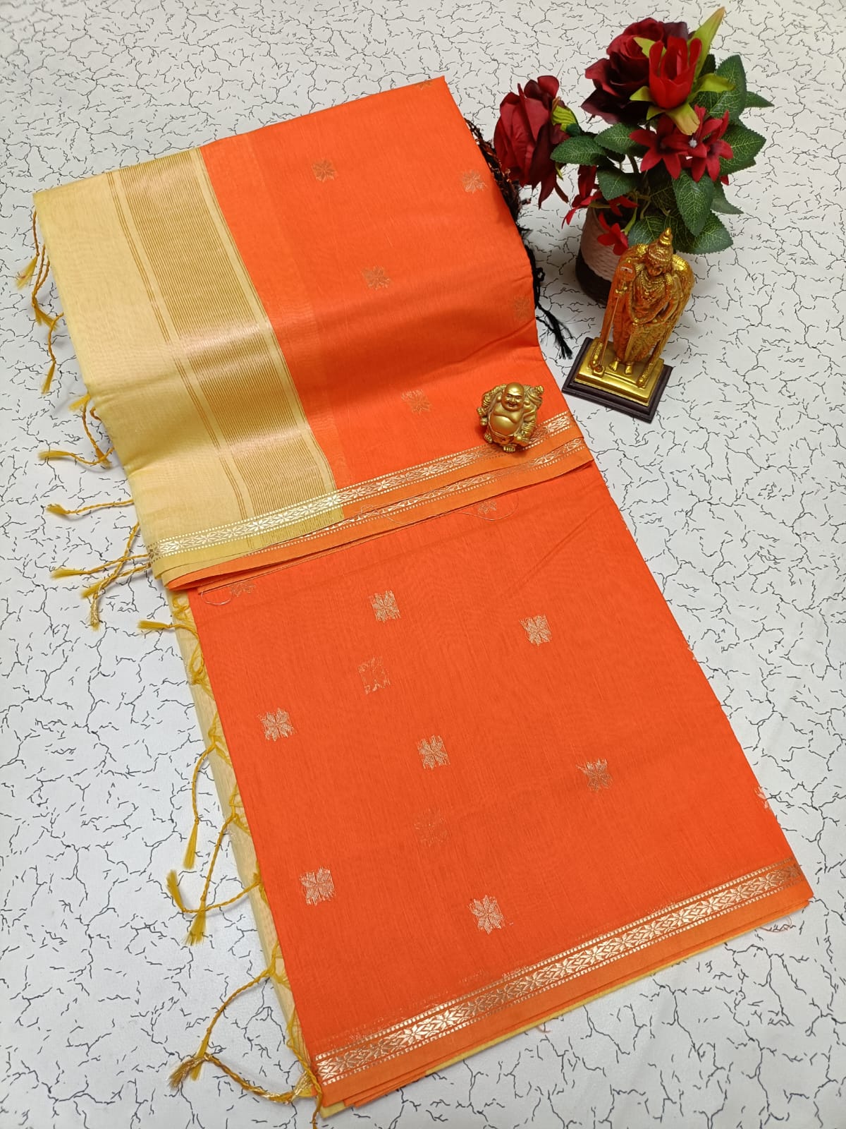 Maheshwari Silk Cotton Saree With Contrast Blouse
