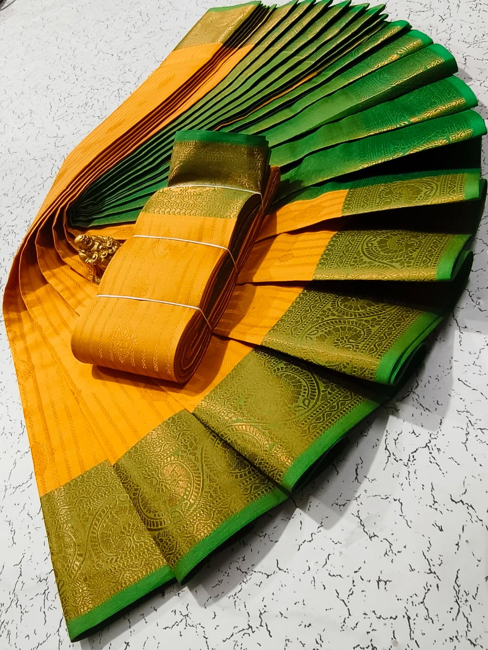 Grand Exclusive Silk Saree
