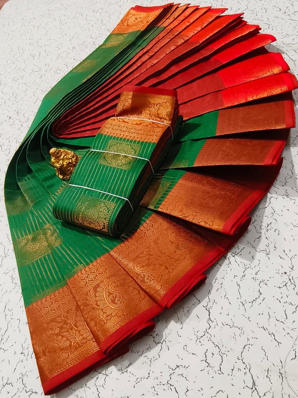 Grand Exclusive Silk Saree