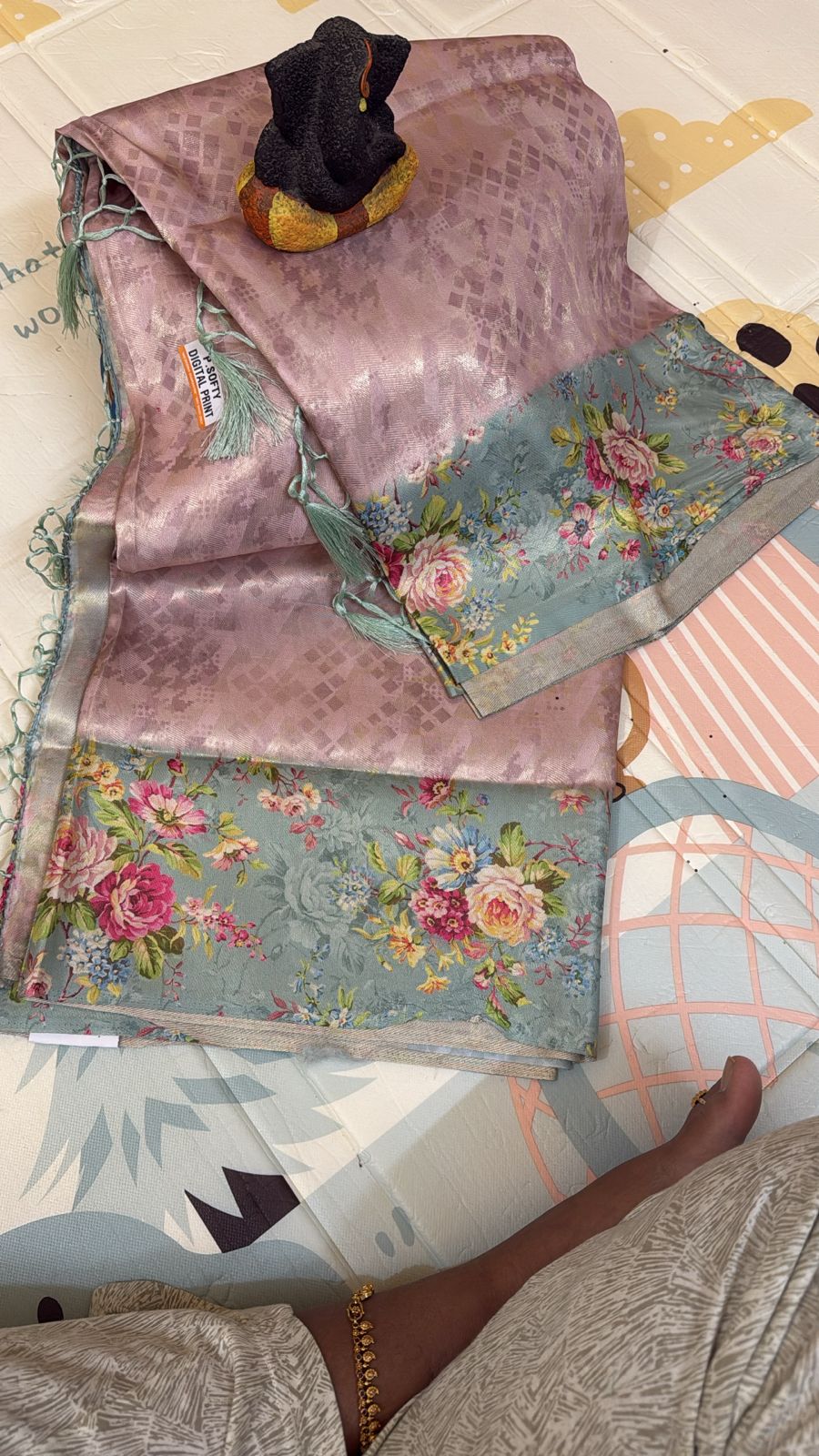 Elegant Graphic Print Silk Saree