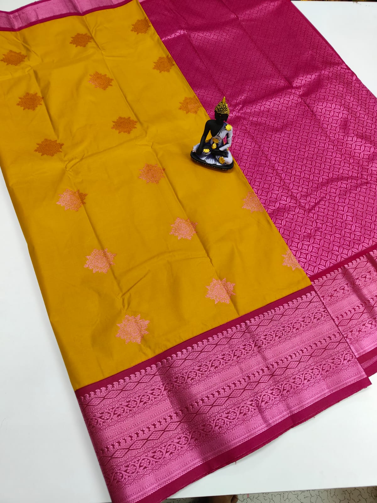 Mangalyam Korvai Kottanji Tana Warp Weave Soft Silk Saree